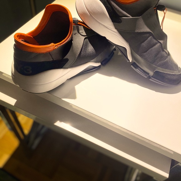 Y-3 no laces. 8.5 orange and black - Picture 7 of 7